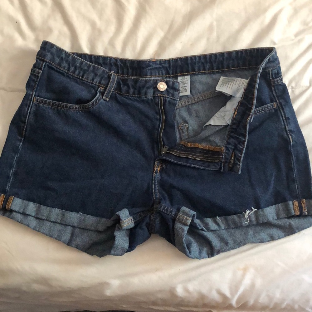 Dark wash denim shorts